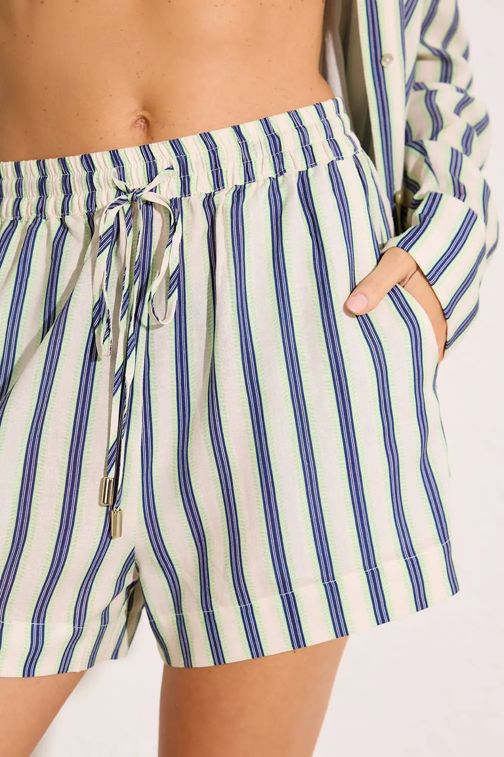 Easy Short