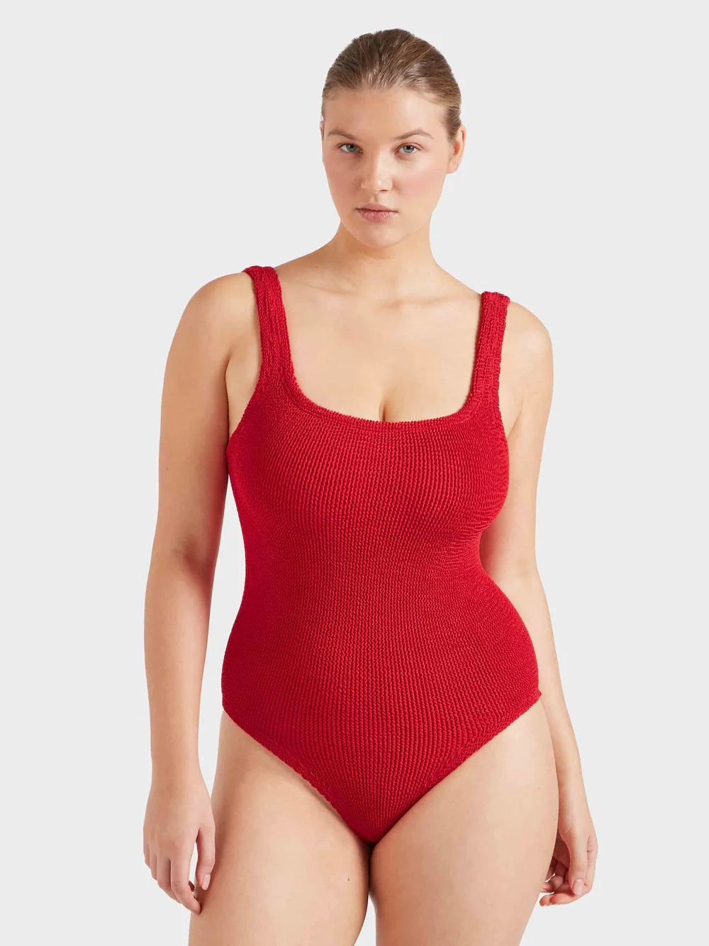 Coverage Square Neck
Swim
